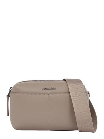 Calvin Klein Clean Essential Skuldertaske 20 cm