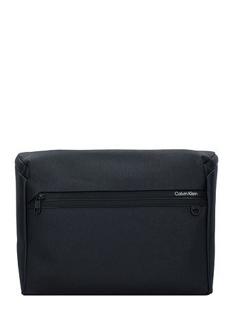 Calvin Klein Daglig skuldertaske 35 cm med rum til bærbar computer