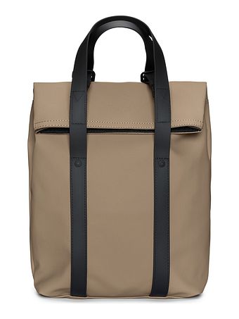 Rains Essential Daypack 34 cm Rains Essential Daypack 34 cm