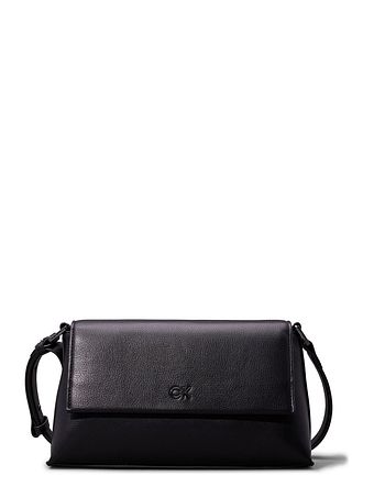 Calvin Klein CK Daily Skuldertaske 28 cm