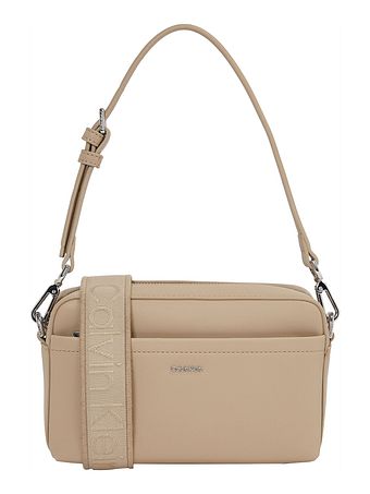 Calvin Klein CK Must Skuldertaske 21.5 cm Calvin Klein CK Must Skuldertaske 21.5 cm