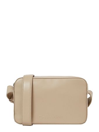 Calvin Klein Embossed Skuldertaske 22.5 cm Calvin Klein Embossed Skuldertaske 22.5 cm