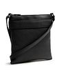 The Chesterfield Brand Trenton Crossbody-väska Läder 24 cm - black The Chesterfield Brand Trenton Crossbody-väska Läder 24 cm