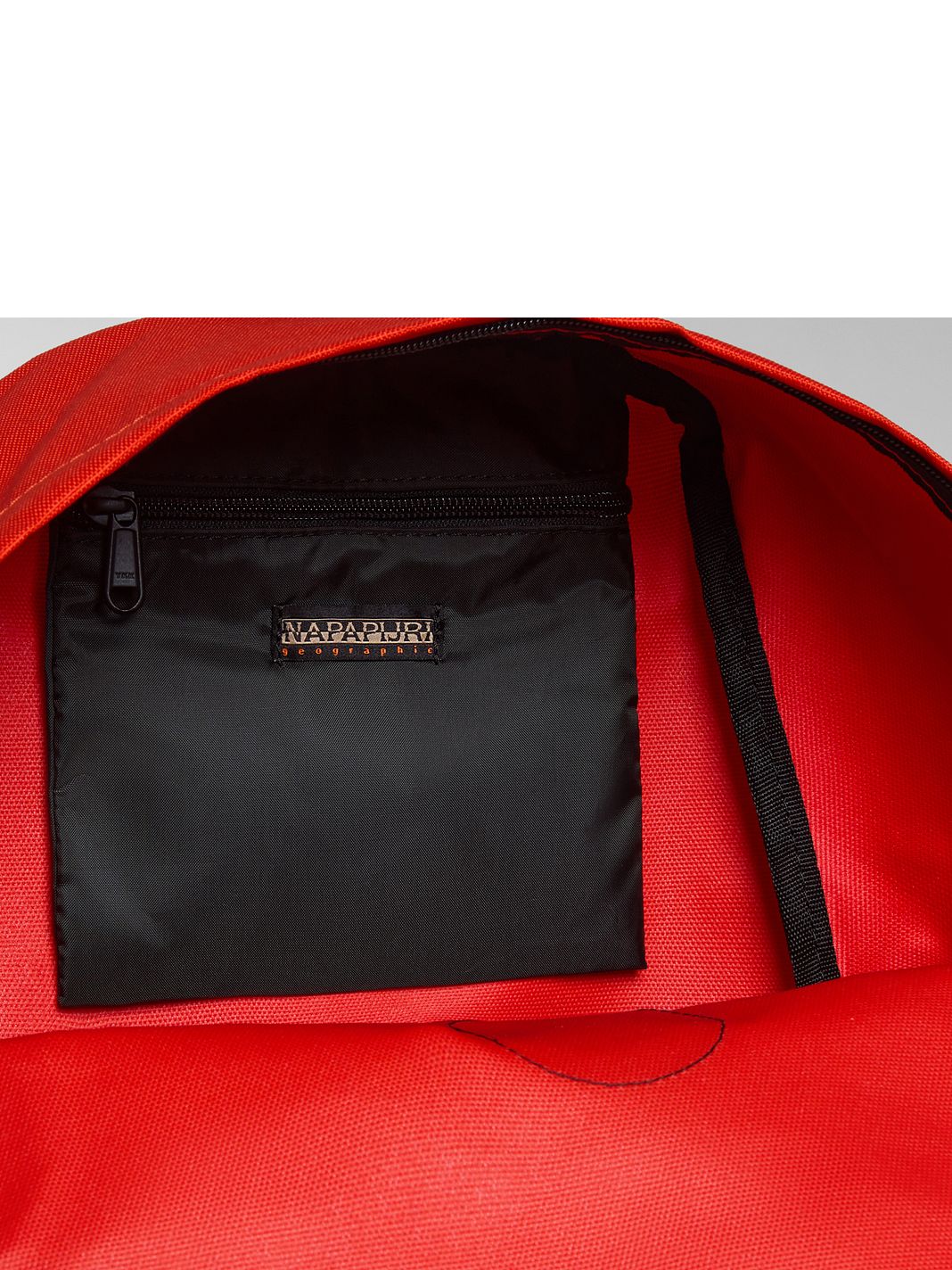 Napapijri Voyage 3 Daypack 40 cm Napapijri Voyage 3 Daypack 40 cm