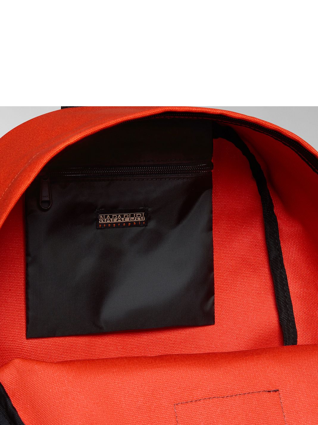 Napapijri Hering Daypack 39 cm Napapijri Hering Daypack 39 cm