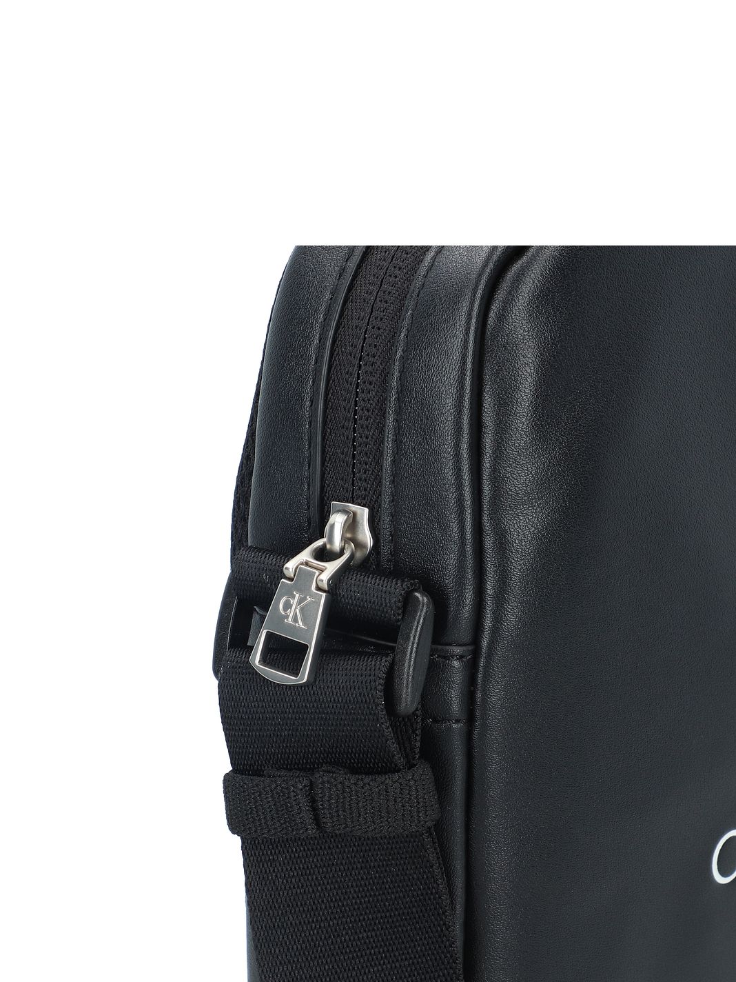 Calvin Klein Jeans Monogram Soft Borsa a tracolla 22 cm Calvin Klein Jeans Monogram Soft Borsa a tracolla 22 cm