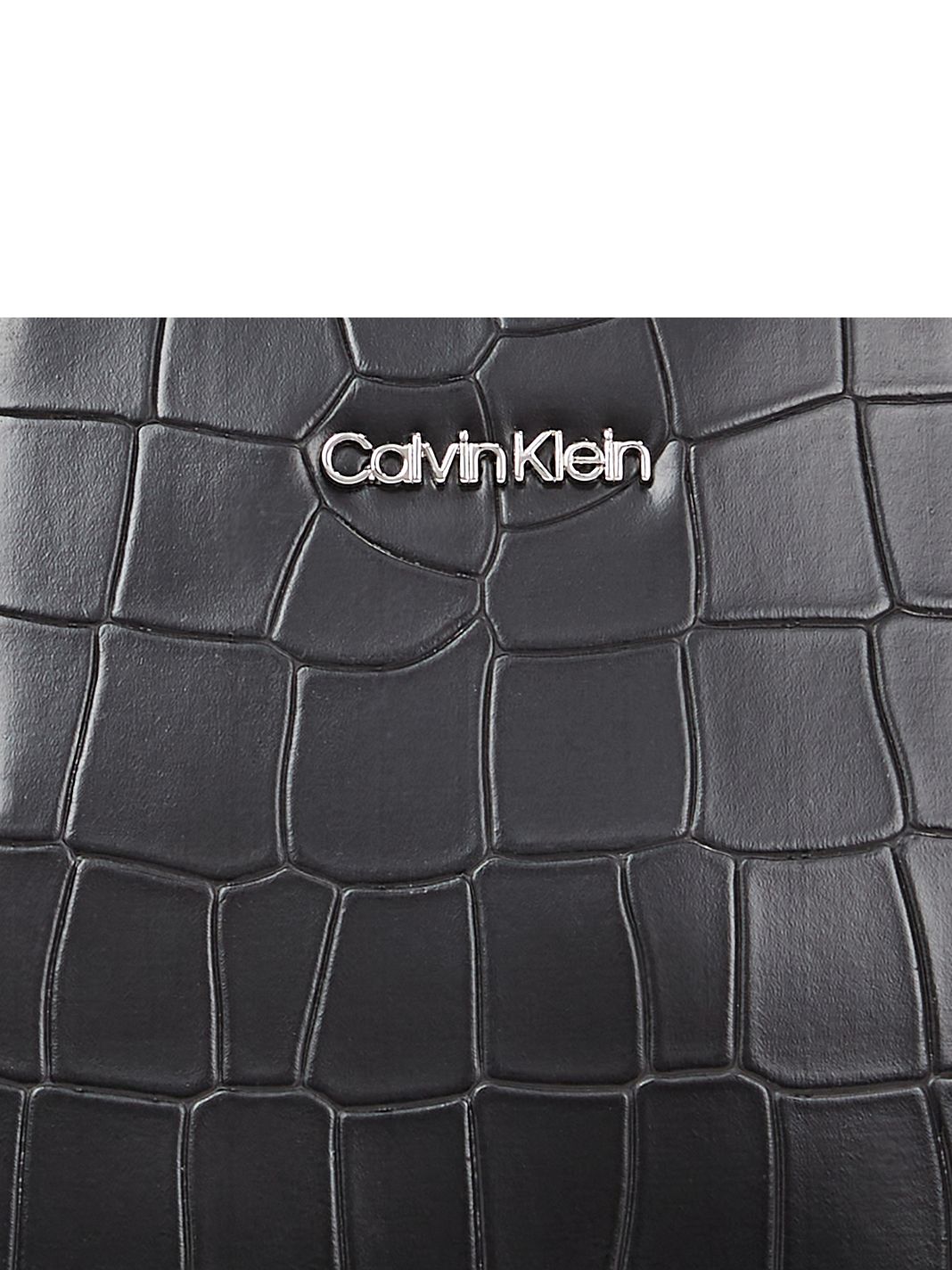 Calvin Klein CK Must Handväska 20 cm Calvin Klein CK Must Handväska 20 cm