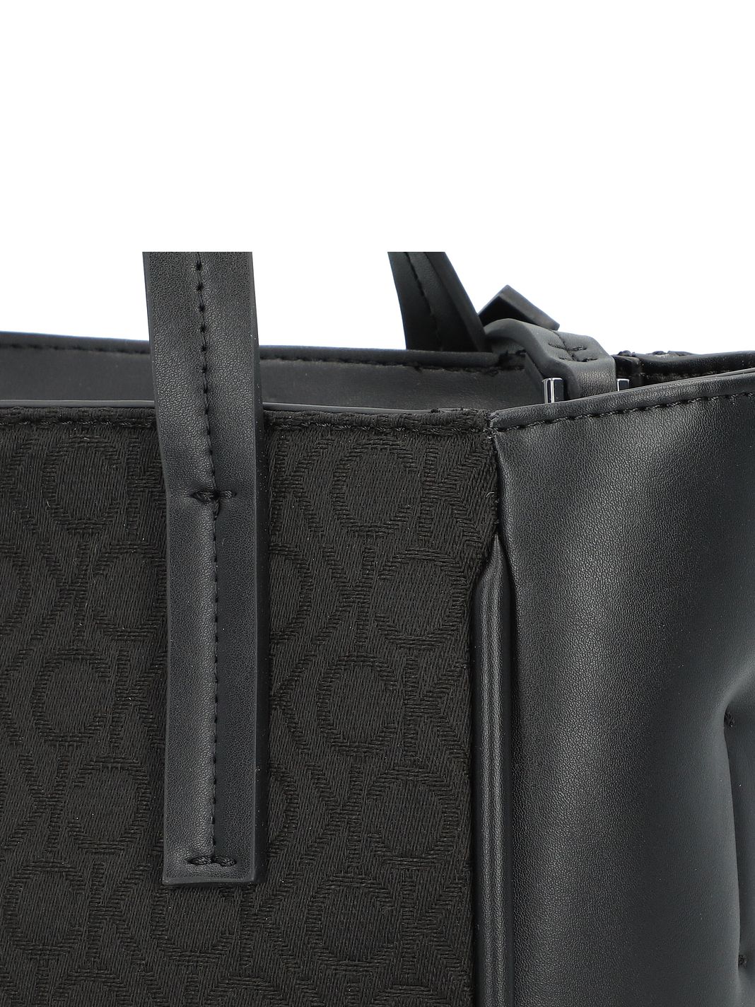 Calvin Klein CK Conscious Handväska 23 cm Calvin Klein CK Conscious Handväska 23 cm