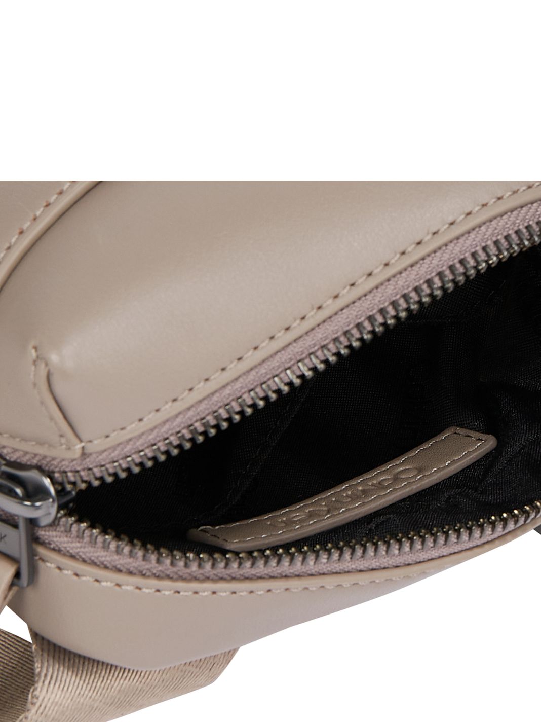 Calvin Klein Clean Essential Borsa a tracolla 15.5 cm Calvin Klein Clean Essential Borsa a tracolla 15.5 cm