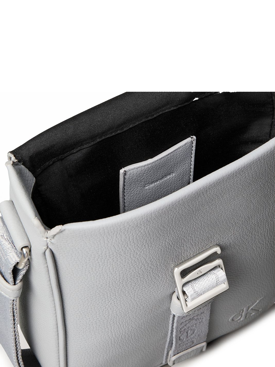 Calvin Klein Cargo Crossbody-laukku 21 cm