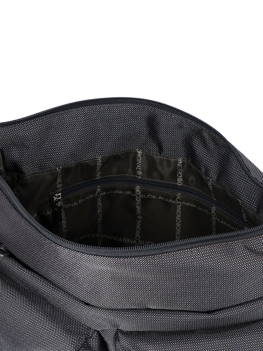 Mandarina Duck MD20 Borsa a tracolla 33 cm espandibile Mandarina Duck MD20 Borsa a tracolla 33 cm espandibile