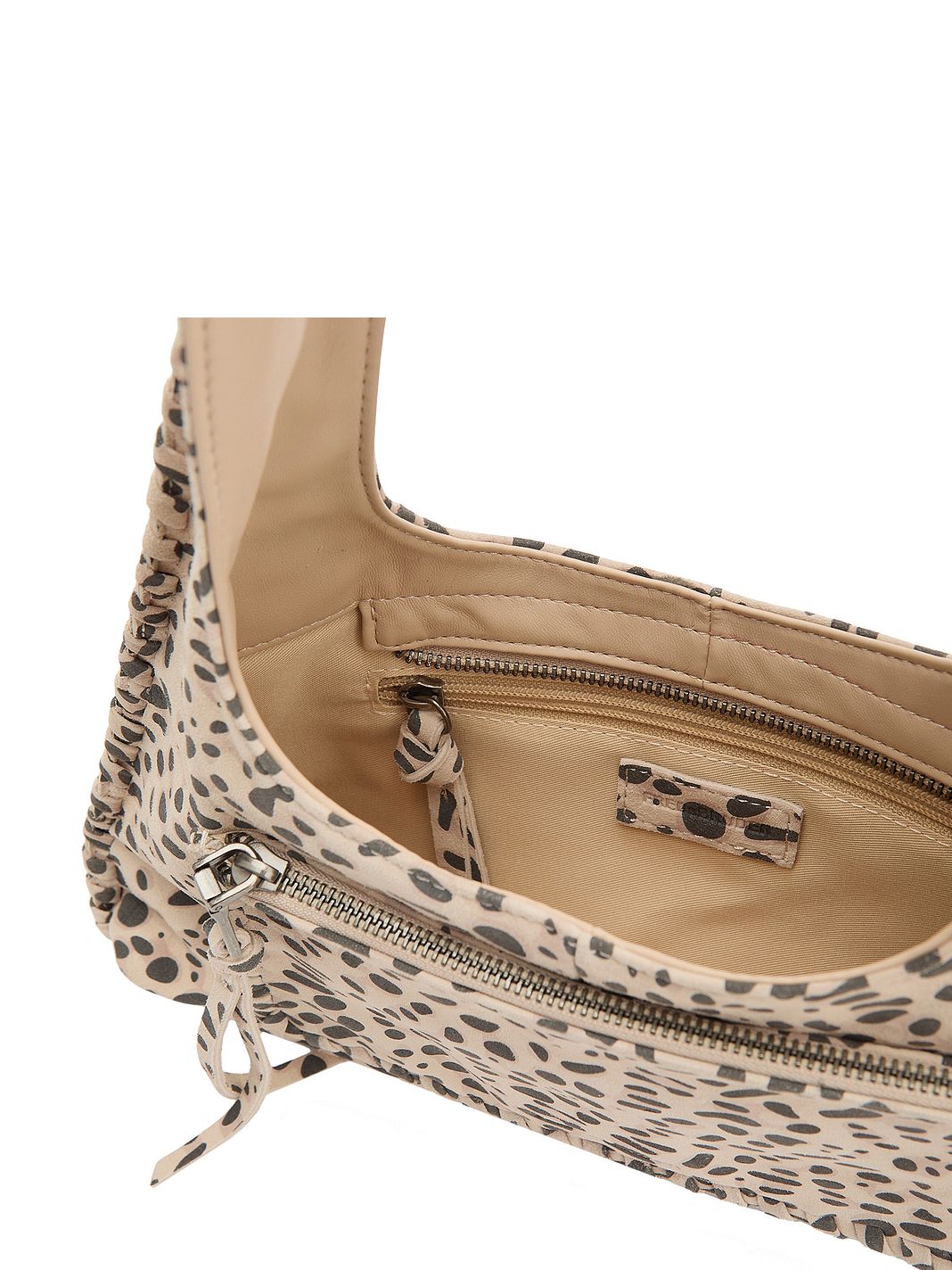 FredsBruder Calm Borsa a spalla Vera Pelle 33 cm FredsBruder Calm Borsa a spalla Vera Pelle 33 cm