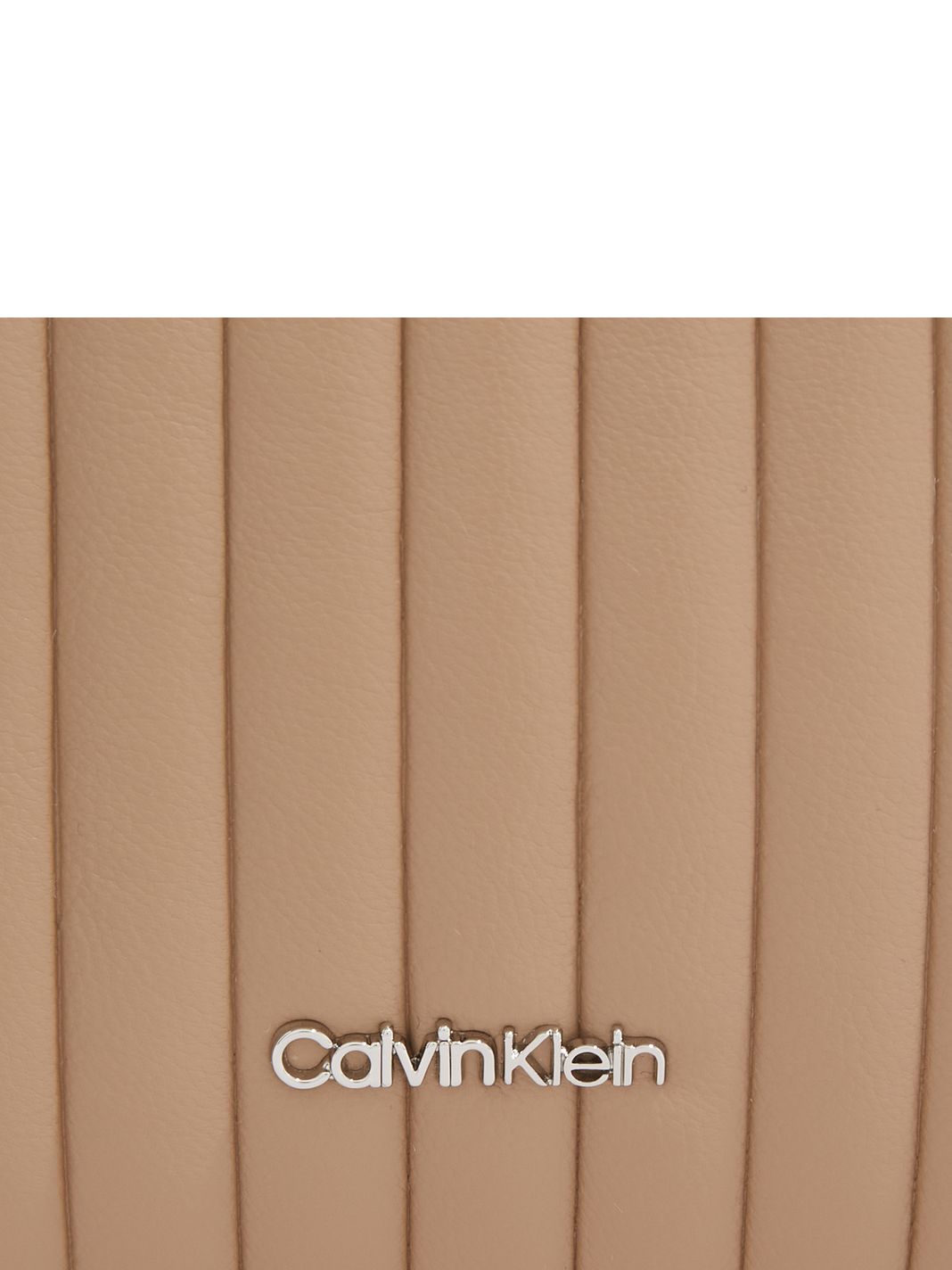 Calvin Klein Mini Line Quilt Borsa a tracolla 19.5 cm Calvin Klein Mini Line Quilt Borsa a tracolla 19.5 cm