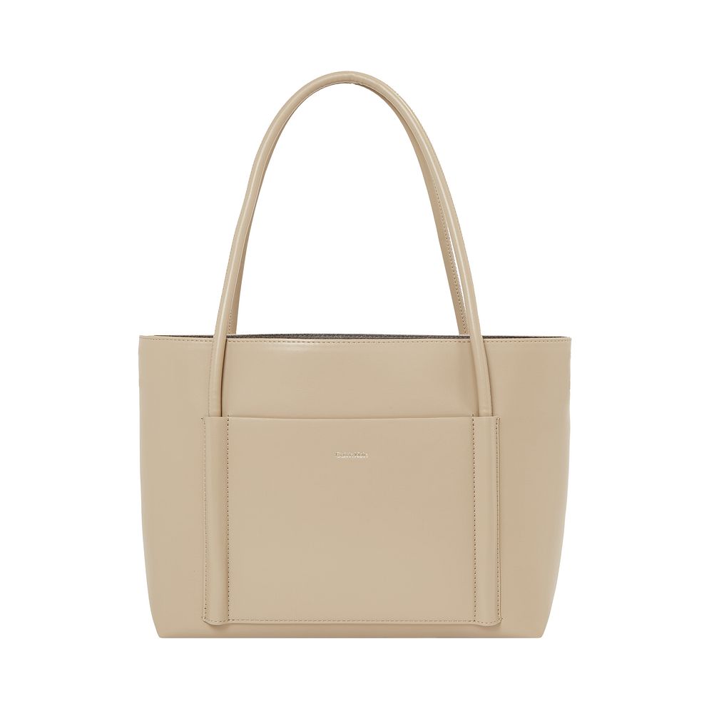 Calvin Klein CK Essential Olkalaukku 20 cm Calvin Klein CK Essential Olkalaukku 20 cm