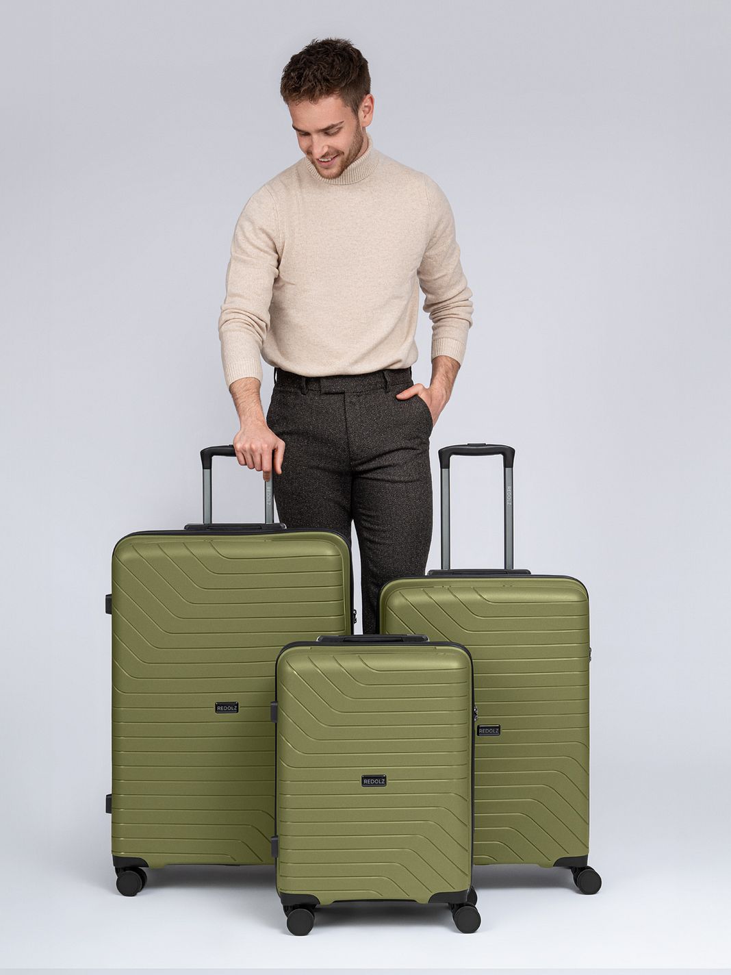 Redolz Essentials 05 3-SET 4 ruote Set di valigie 3 pezzi