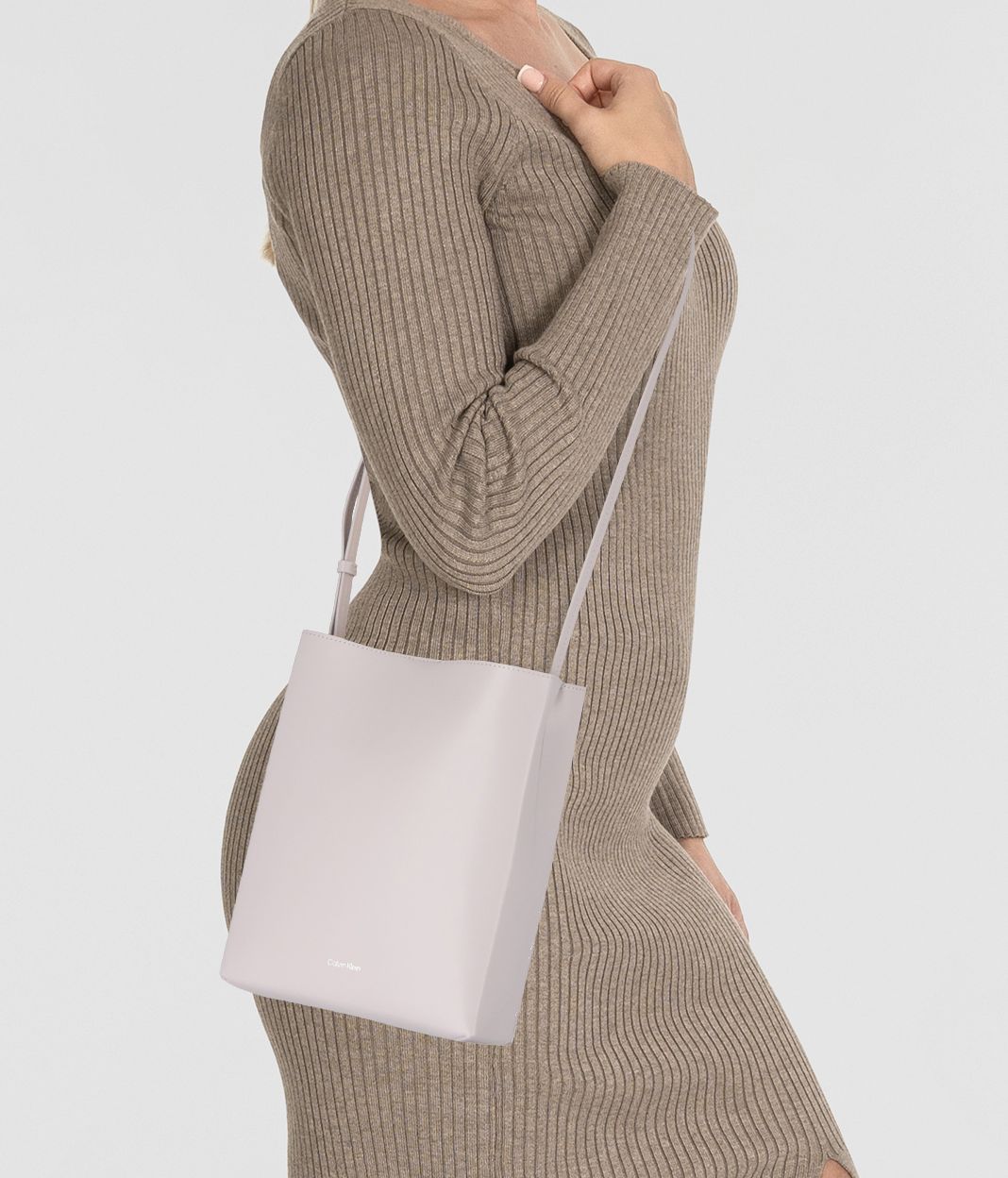 Calvin Klein Line Ns Bolsa de hombro Piel natural 20 cm Calvin Klein Line Ns Bolsa de hombro Piel natural 20 cm