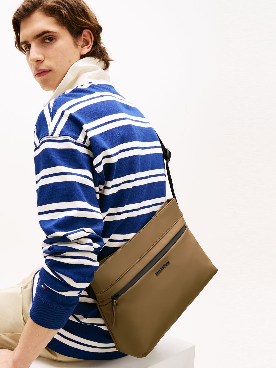 Tommy Hilfiger TH TPU Borsa a tracolla 33 cm Tommy Hilfiger TH TPU Borsa a tracolla 33 cm