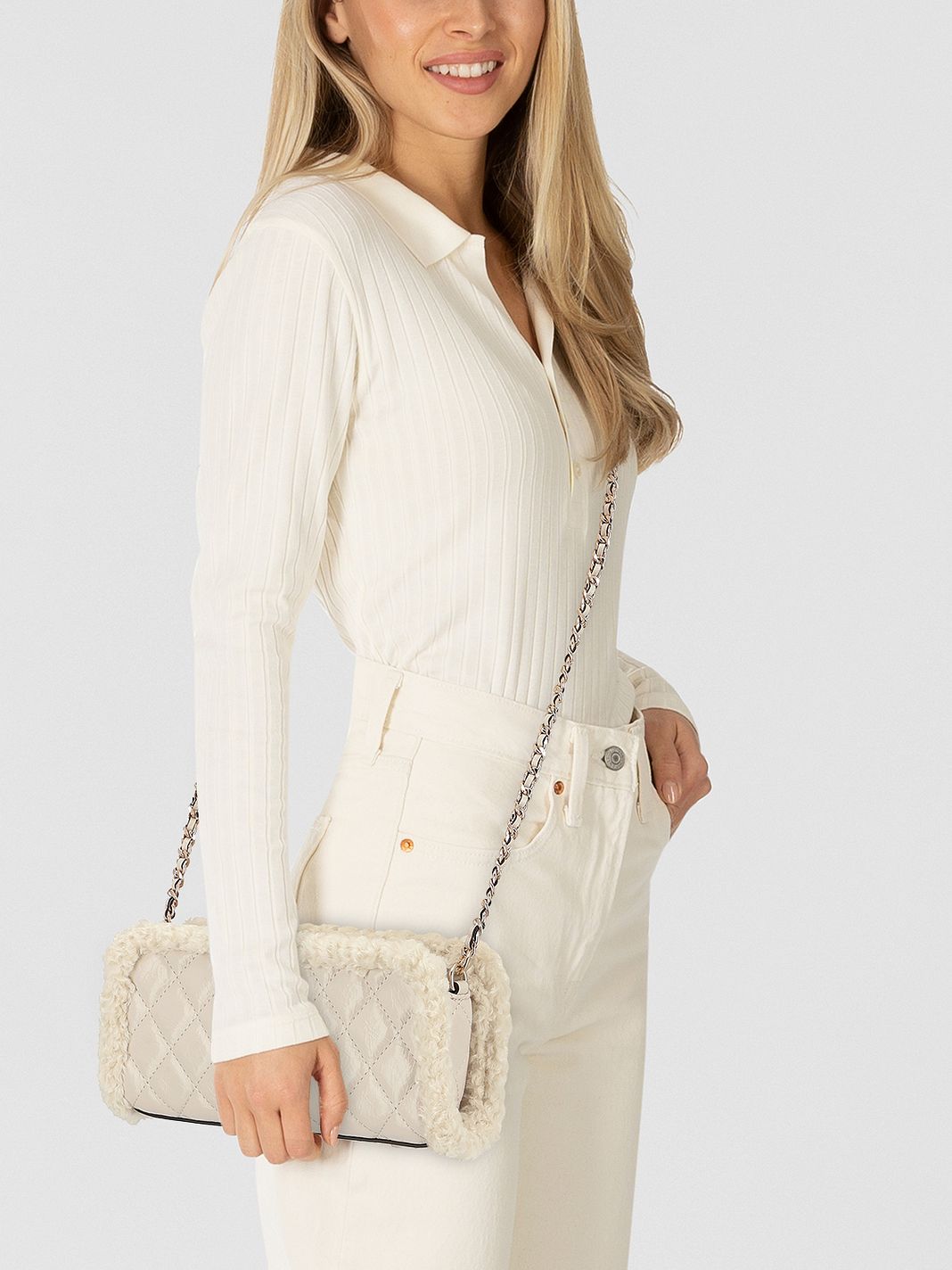 Guess Christi Borsa a tracolla 23 cm Guess Christi Borsa a tracolla 23 cm