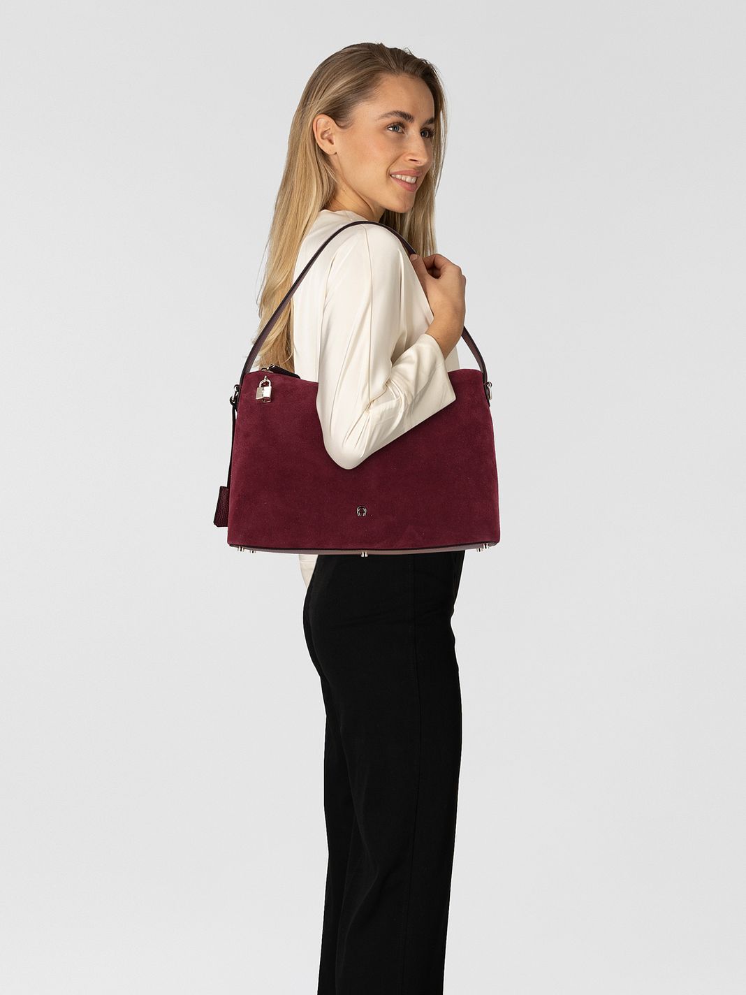 AIGNER Delia Borsa a tracolla Vera Pelle 44 cm AIGNER Delia Borsa a tracolla Vera Pelle 44 cm
