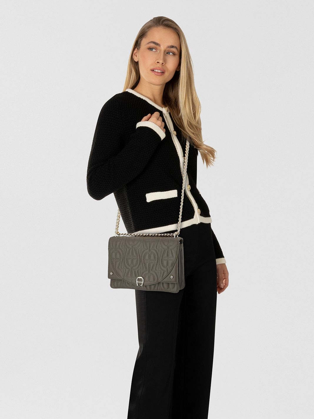 AIGNER Diadora Borsa a tracolla Vera Pelle 25 cm AIGNER Diadora Borsa a tracolla Vera Pelle 25 cm