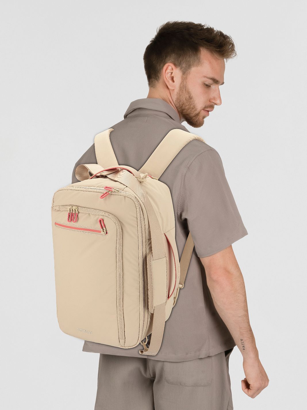 American Tourister Puffypop Lentoperävaunut 40 cm Kannettavan tietokoneen taskun syvyys American Tourister Puffypop Lentoperävaunut 40 cm Kannettavan tietokoneen taskun syvyys