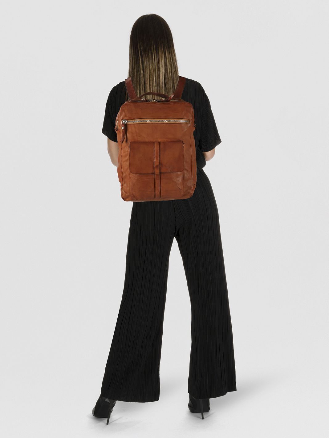 Campomaggi Melograno Zaino da giorno Vera Pelle 39 cm Campomaggi Melograno Zaino da giorno Vera Pelle 39 cm