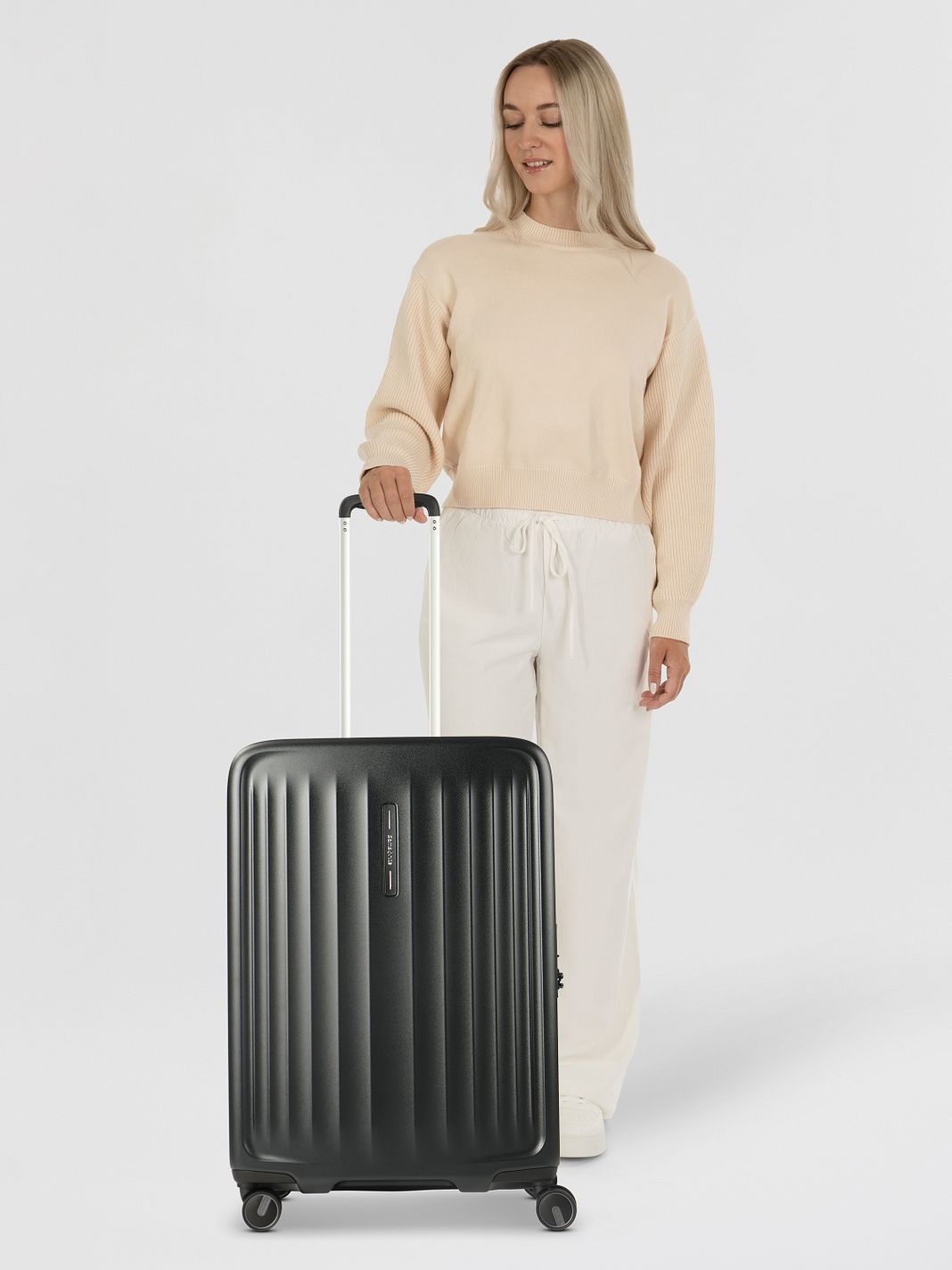 Samsonite Fyrm 4 ruote Carrello M 67 cm espandibile Samsonite Fyrm 4 ruote Carrello M 67 cm espandibile