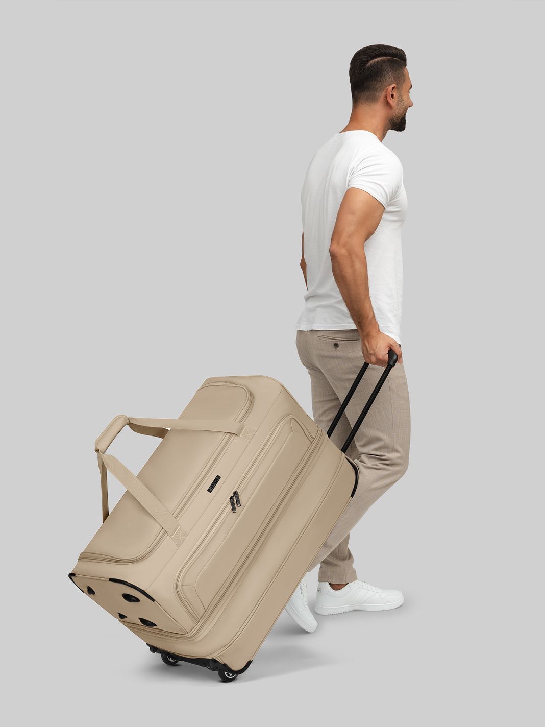 Redolz Duffle Essentials 2-pyöräinen matkakassi, pituus 70 cm, laajennettava osa Redolz Duffle Essentials 2-pyöräinen matkakassi, pituus 70 cm, laajennettava osa