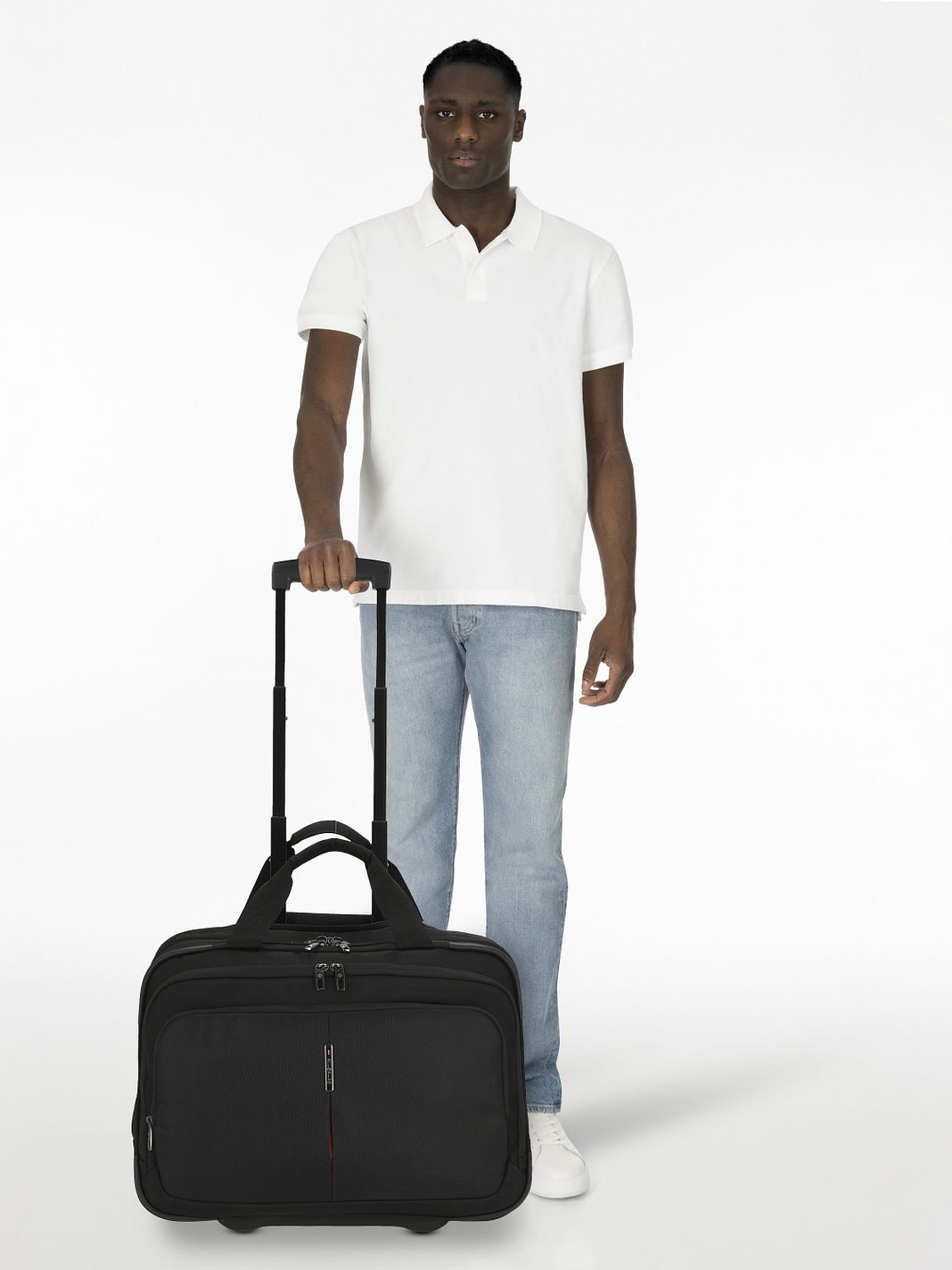 Samsonite Guardit 3.0 2-pyöräinen Lentäjän matkalaukku 33 cm Kannettavan tietokoneen taskun syvyys Samsonite Guardit 3.0 2-pyöräinen Lentäjän matkalaukku 33 cm Kannettavan tietokoneen taskun syvyys