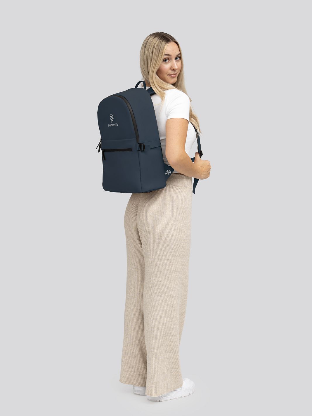 Pactastic Urban Collection Mochila urbana 44 cm Compartimento para el portátil Pactastic Urban Collection Mochila urbana 44 cm Compartimento para el portátil