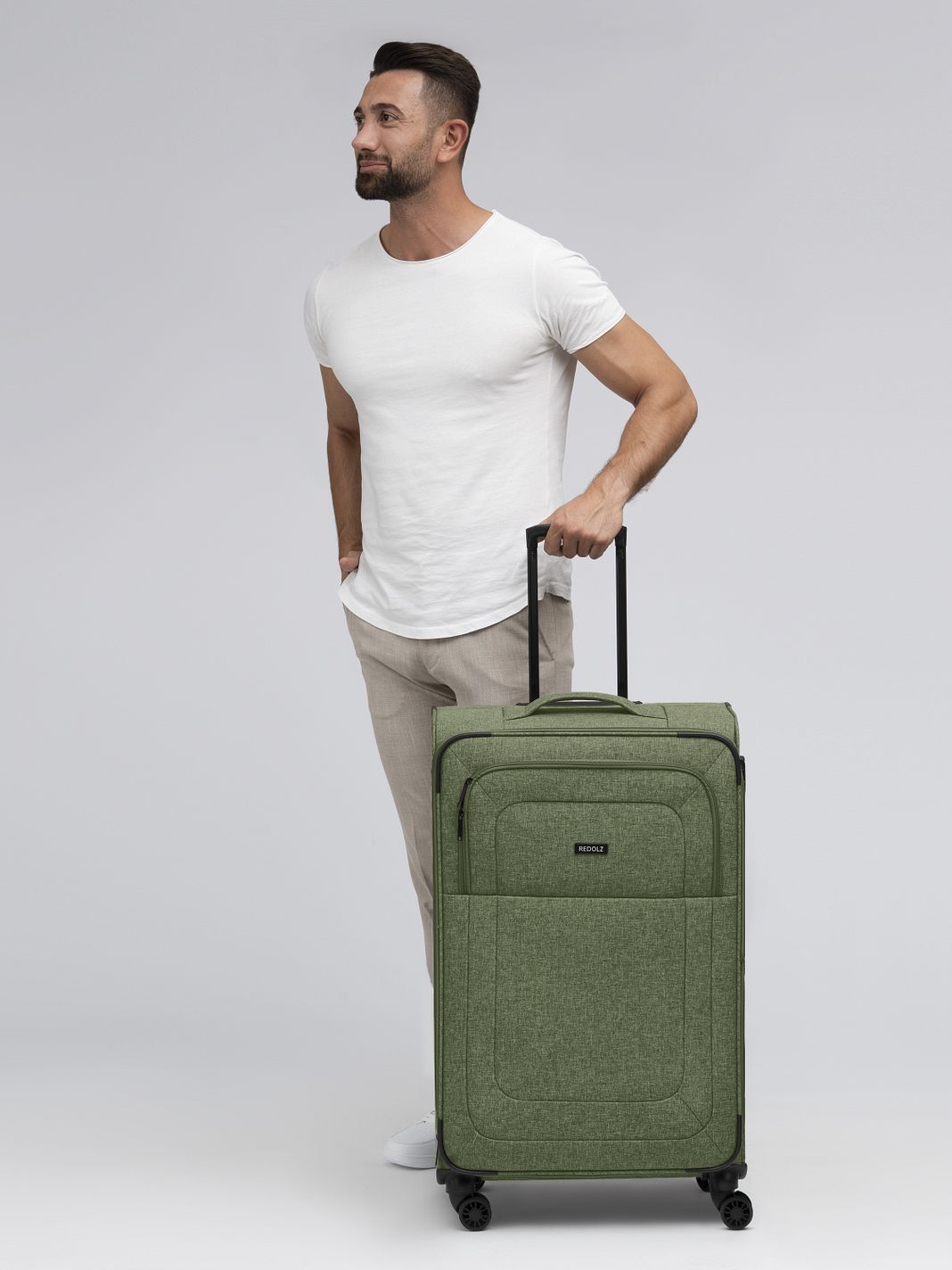 Redolz Essentials 12 LARGE 4 ruedas Trolley 79 cm Con asa expansible Redolz Essentials 12 LARGE 4 ruedas Trolley 79 cm Con asa expansible
