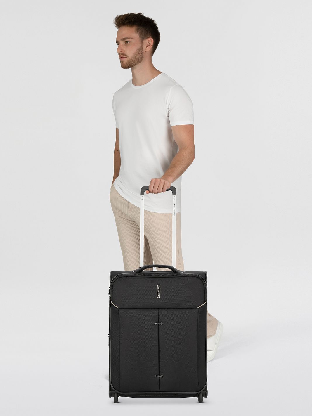 Roncato Ironik 2.0 4 ruote Trolley cabina 55 cm espandibile Roncato Ironik 2.0 4 ruote Trolley cabina 55 cm espandibile