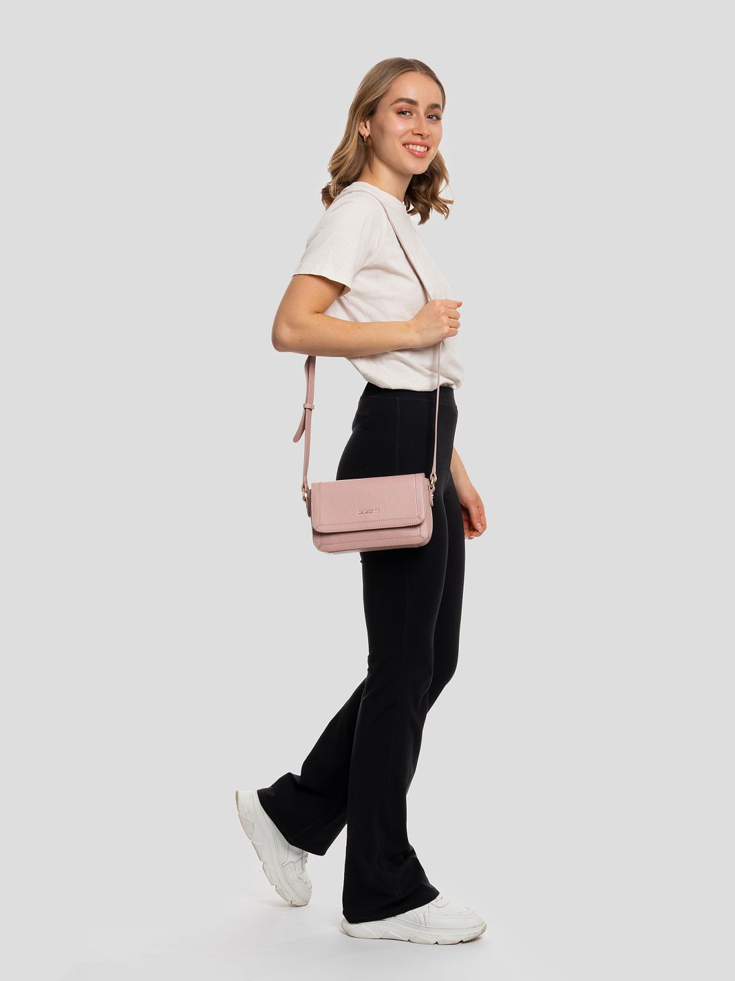 Lazarotti Bologna Leather Crossbody taška Kůže 21 cm Lazarotti Bologna Leather Crossbody taška Kůže 21 cm