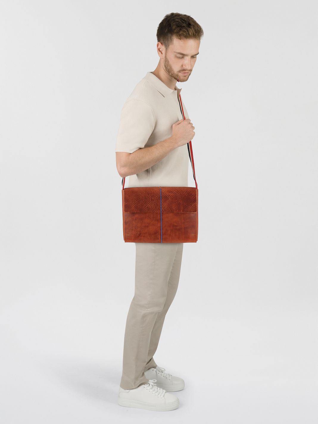 Harold's Keeper Messaggero Vera Pelle 32 cm Harold's Keeper Messaggero Vera Pelle 32 cm