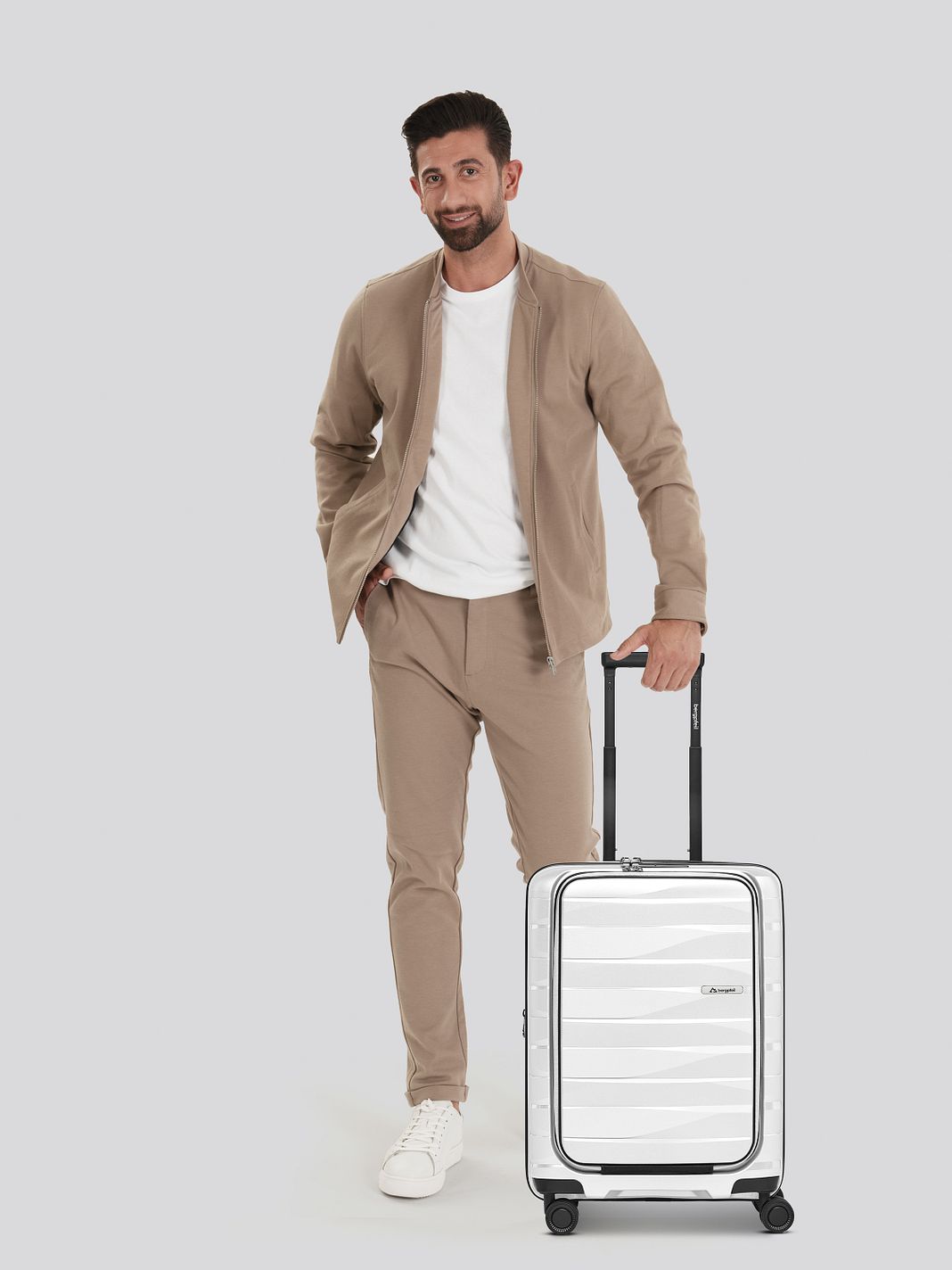 Bergpfeil Travel 4 ruote Trolley cabina 55 cm Vano porta PC espandibile Bergpfeil Travel 4 ruote Trolley cabina 55 cm Vano porta PC espandibile