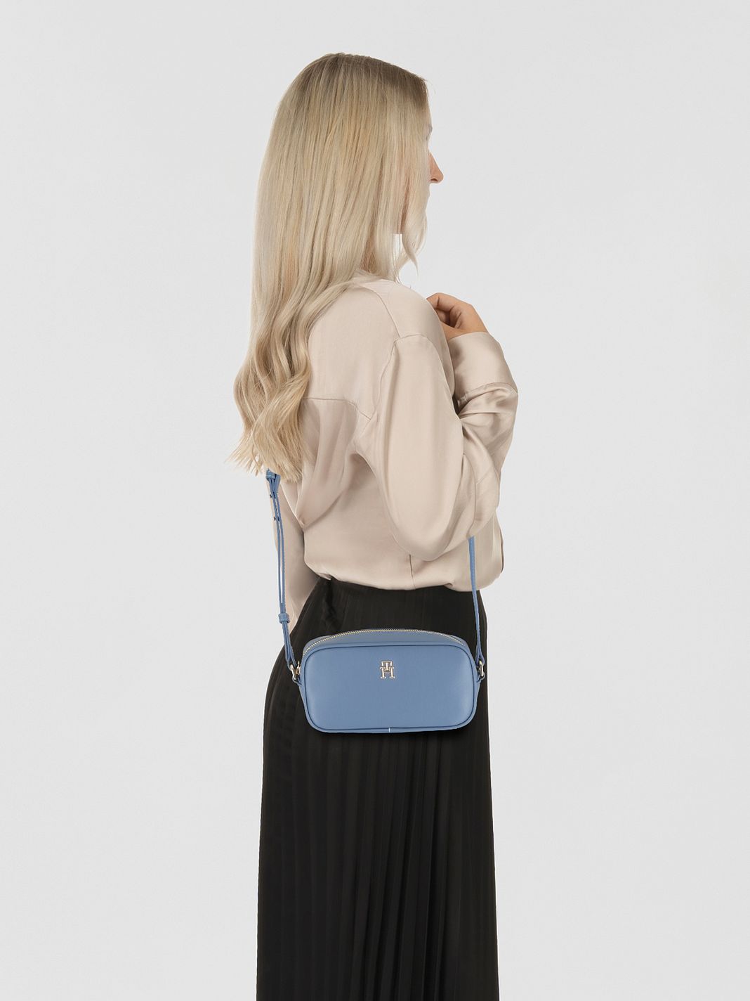 Tommy Hilfiger TH Refined Borsa a tracolla 20 cm Tommy Hilfiger TH Refined Borsa a tracolla 20 cm