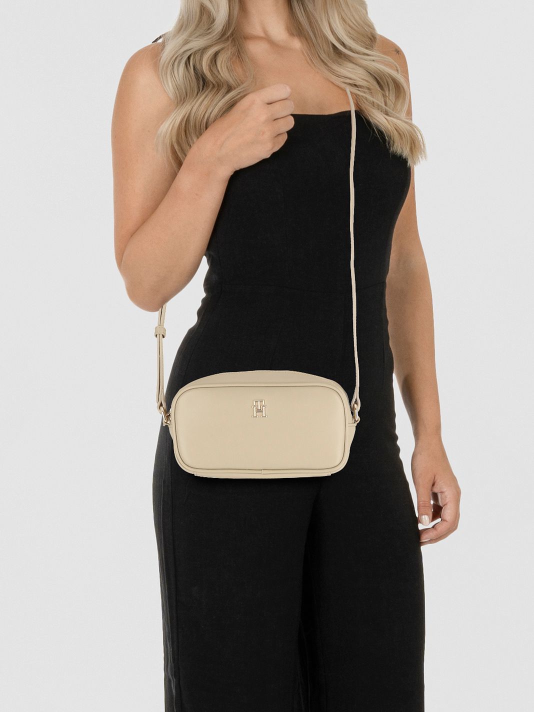 Tommy Hilfiger TH Refined Borsa a tracolla 20 cm Tommy Hilfiger TH Refined Borsa a tracolla 20 cm
