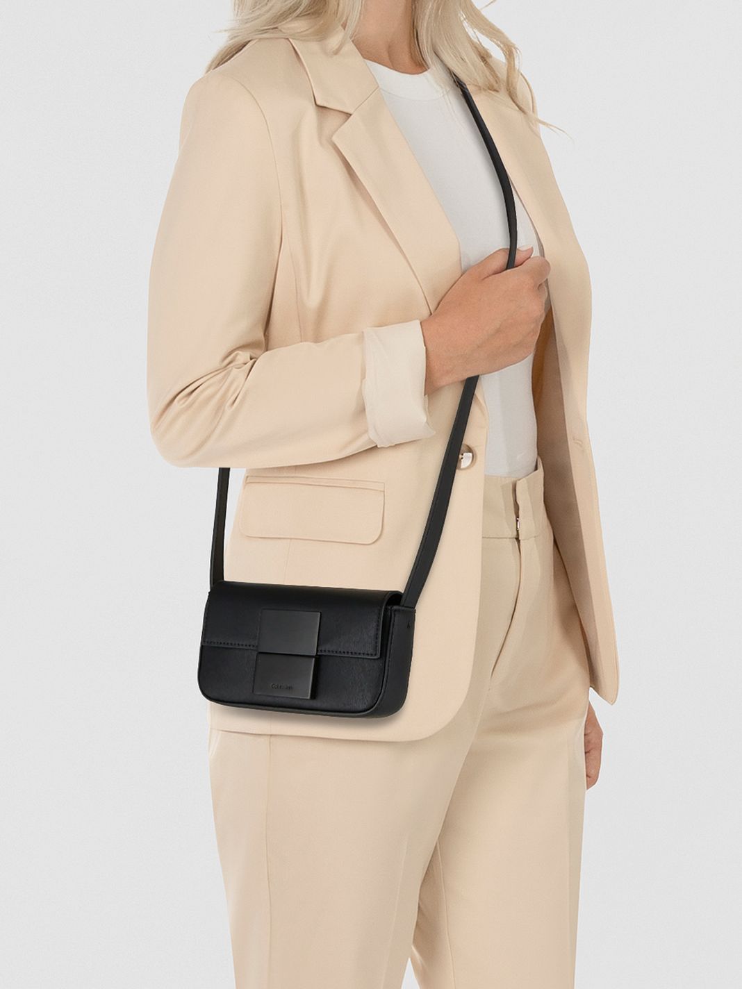 Calvin Klein Iconic Plaque Borsa a tracolla 17 cm Calvin Klein Iconic Plaque Borsa a tracolla 17 cm