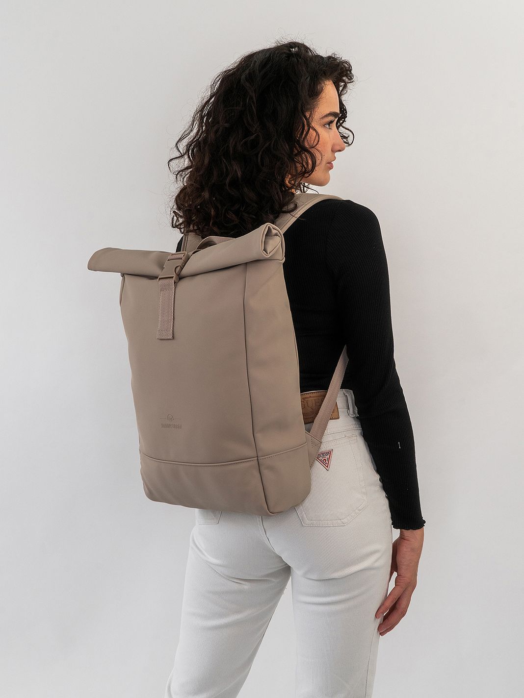Johnny Urban Sleek Series Harvey Medium Dagsryggsäck 41 cm Laptopfack Johnny Urban Sleek Series Harvey Medium Dagsryggsäck 41 cm Laptopfack