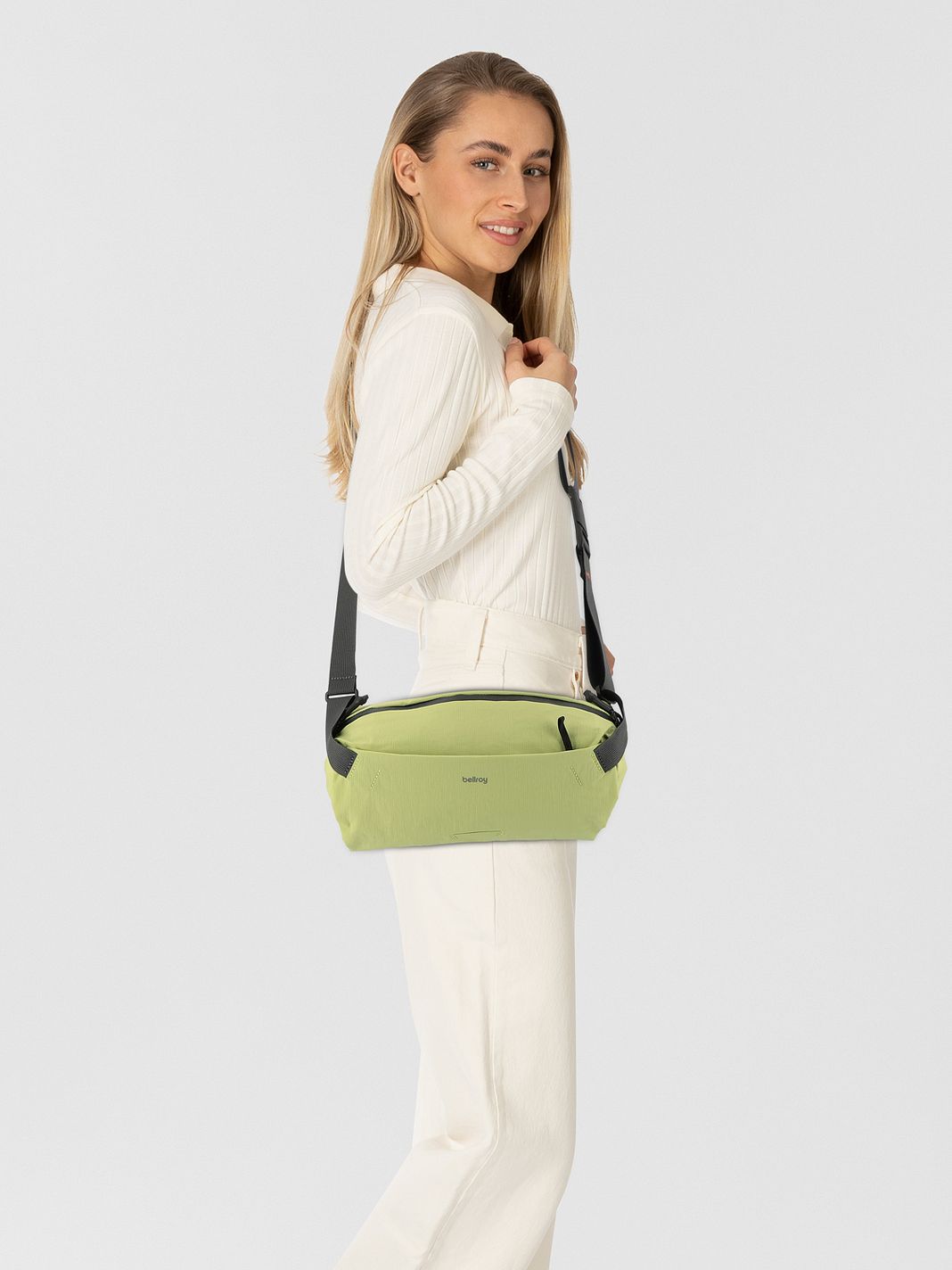 Bellroy Lite Borsa a tracolla 28 cm Bellroy Lite Borsa a tracolla 28 cm