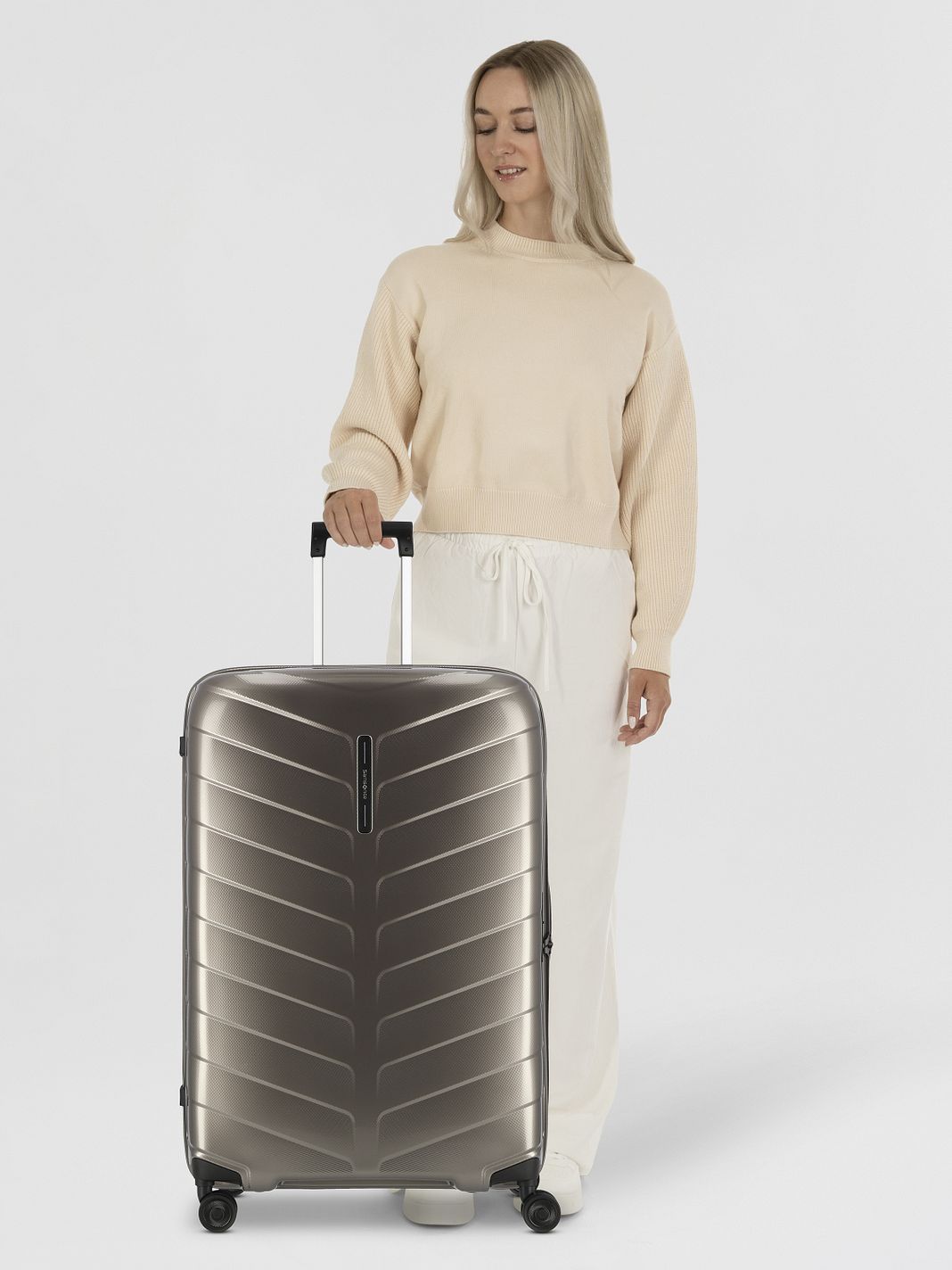 Samsonite Attrix 4 ruote Carrello 81 cm Samsonite Attrix 4 ruote Carrello 81 cm