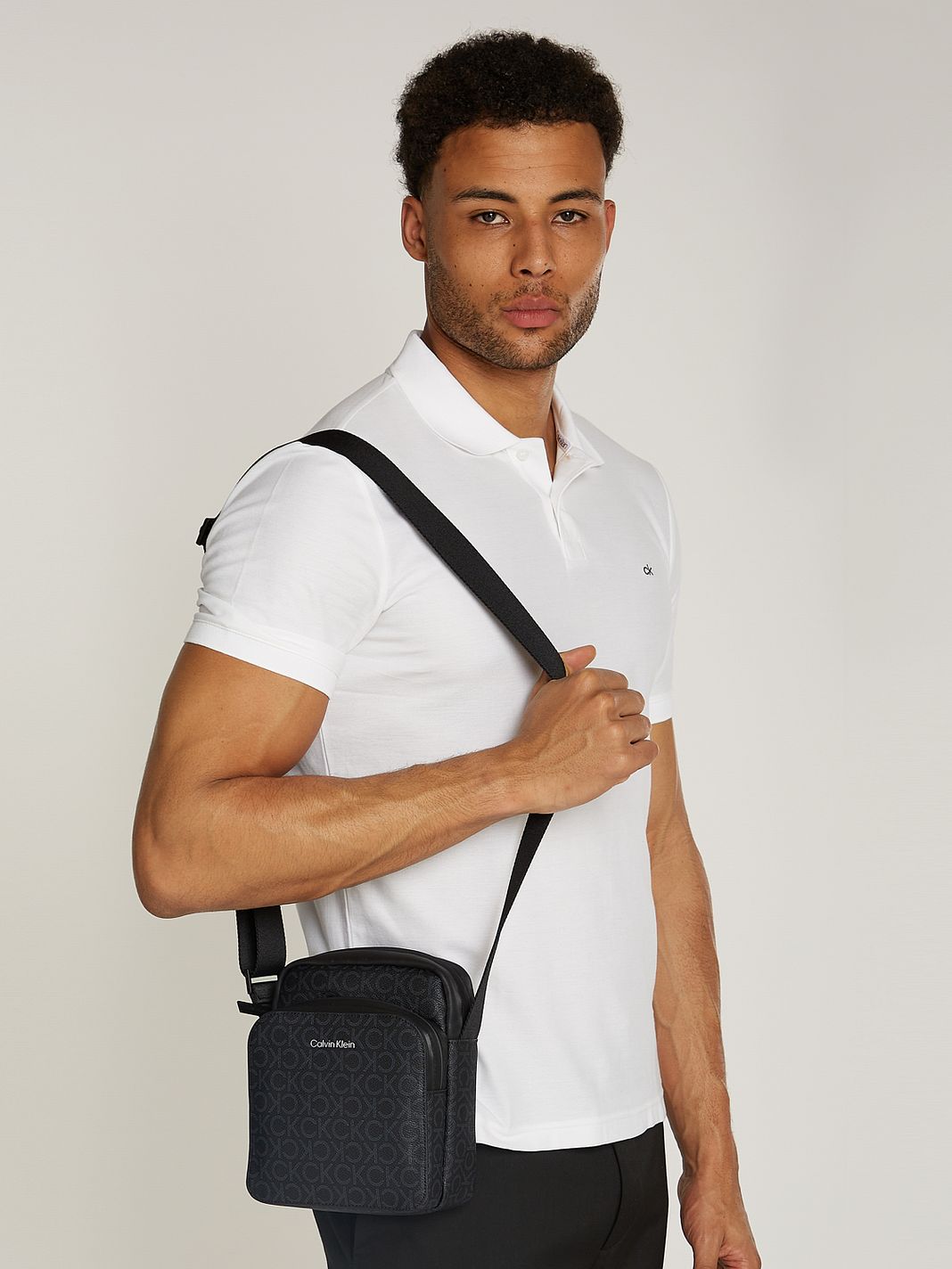 Calvin Klein CK Must Mini Borsa Borsa a tracolla 16 cm