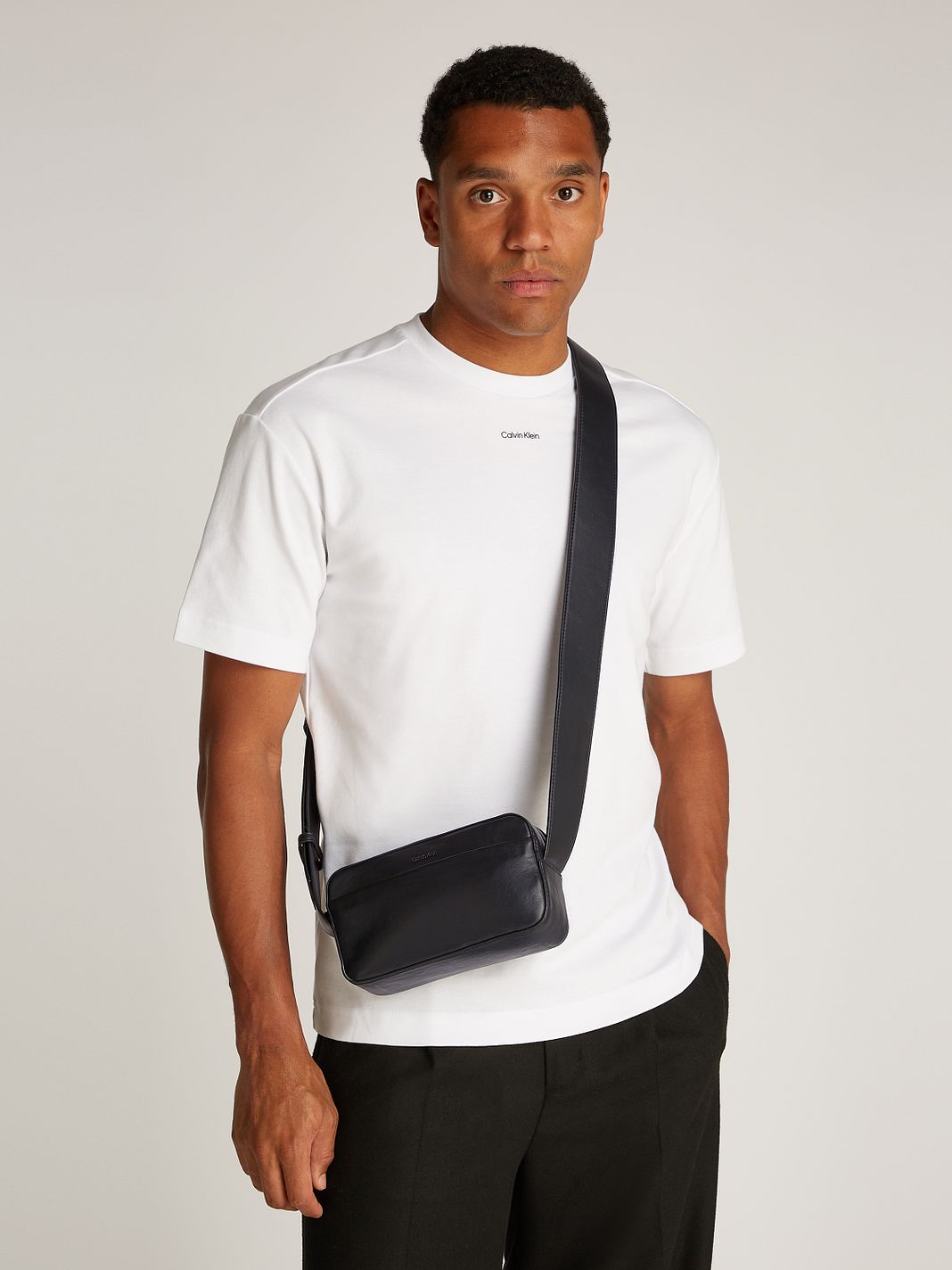 Calvin Klein CK Refined Borsa a tracolla 20 cm Calvin Klein CK Refined Borsa a tracolla 20 cm