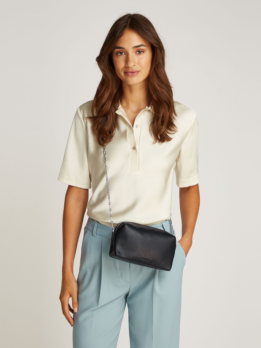 Calvin Klein CK Plaque Borsa a tracolla 21 cm Calvin Klein CK Plaque Borsa a tracolla 21 cm