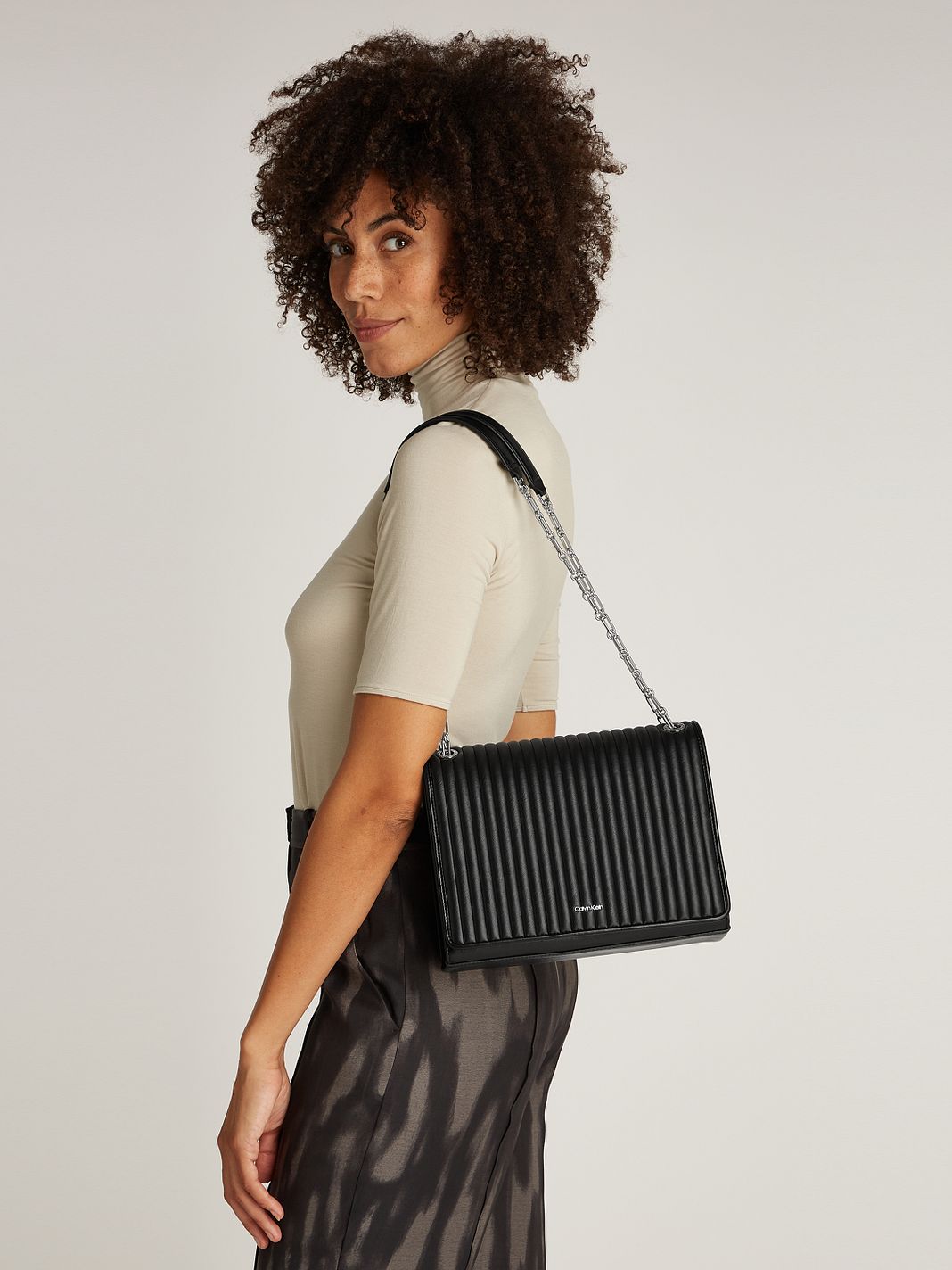 Calvin Klein Mini Line Quilt Borsa a spalla 26 cm