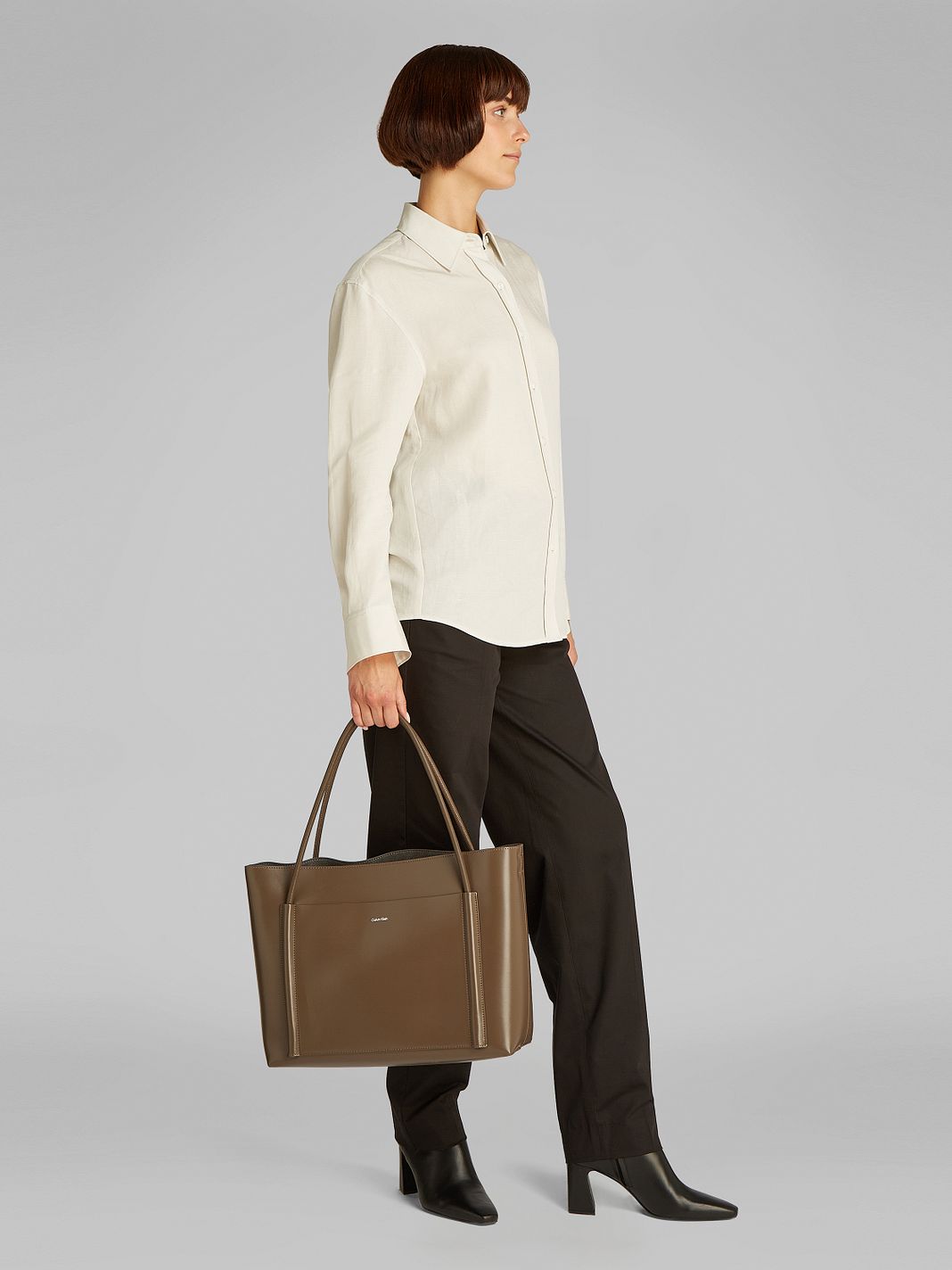 Calvin Klein CK Essential Borsa tote 43 cm Calvin Klein CK Essential Borsa tote 43 cm