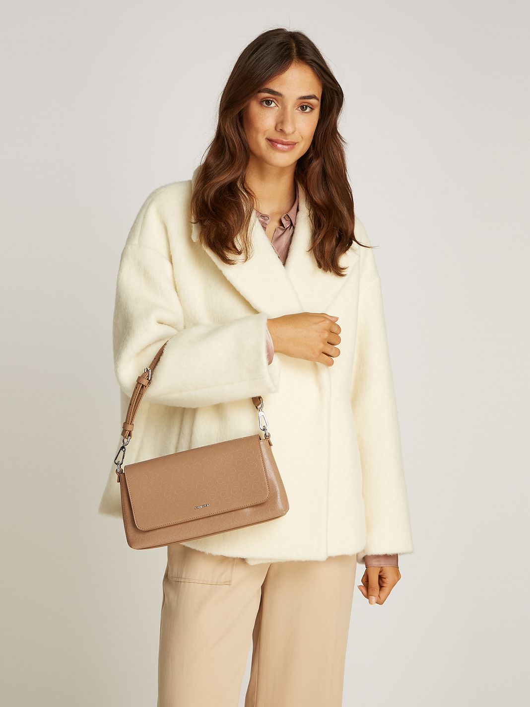 Calvin Klein CK Must Borsa a spalla 28 cm Calvin Klein CK Must Borsa a spalla 28 cm