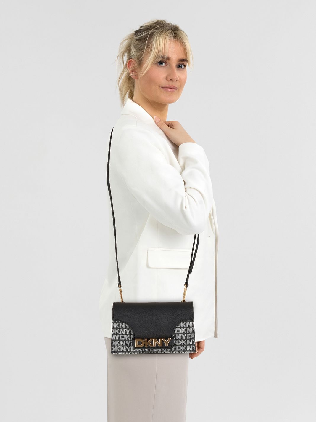 DKNY Avril Borsa a tracolla Vera Pelle 19 cm DKNY Avril Borsa a tracolla Vera Pelle 19 cm