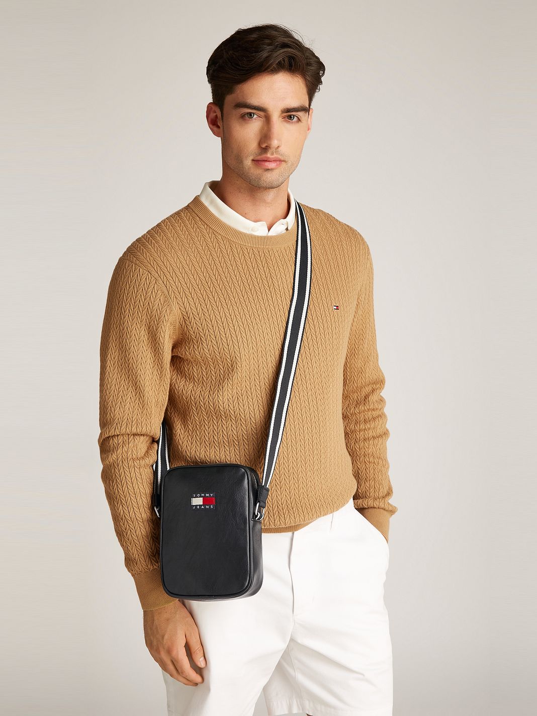 Tommy Hilfiger Jeans TJM City Mini Borsa Borsa a tracolla 16 cm Tommy Hilfiger Jeans TJM City Mini Borsa Borsa a tracolla 16 cm
