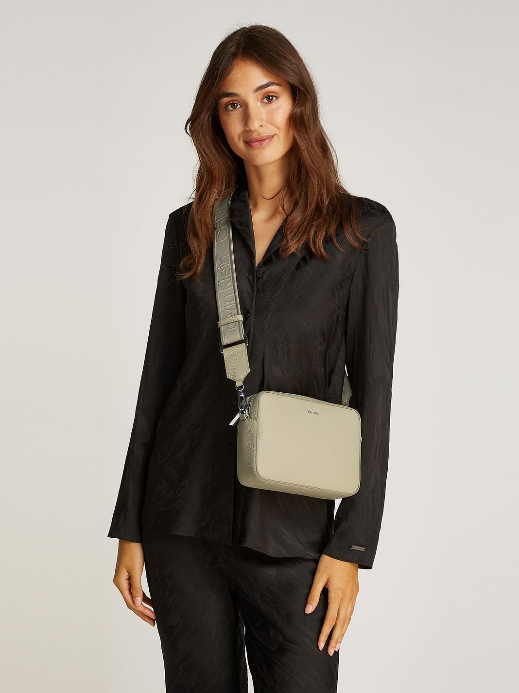 Calvin Klein CK Must Borsa a tracolla 21.5 cm